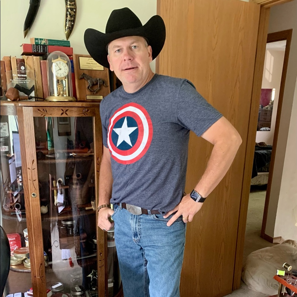 Meet your Posher, Phillip